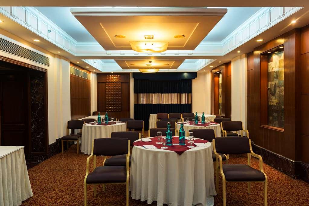 Park By Radisson Lajpat Nagar 4*